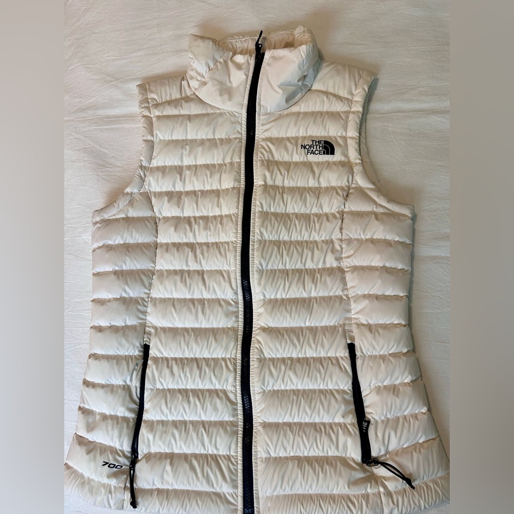 The North Face Women's White Quilted Packable Vest